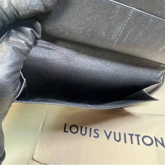 Louis Vuitton Damier Graphite Vertical Zippy Wallet - Picture 9 of 16